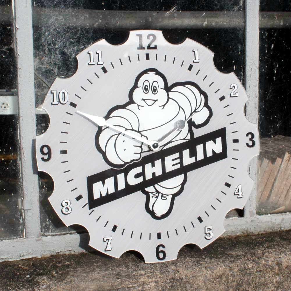 JAF Graphics. Garage Clock, MICHELIN