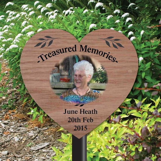 Picture of Outdoor Photo Heart Memorial Plaque