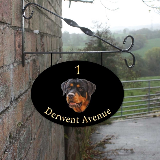 Picture of Rottweiler Oval Hanging House Sign