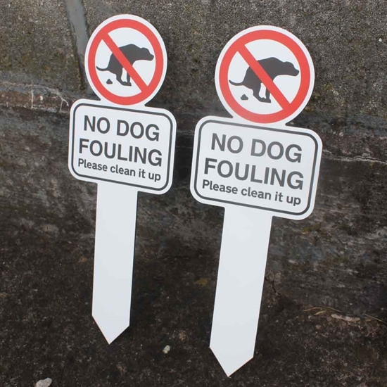 Picture of NO DOG FOULING Signs on Stakes 2pk