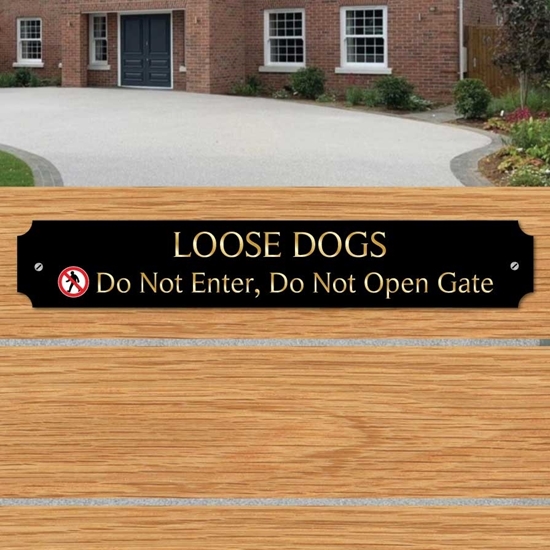 Picture of Loose Dogs No Entry Gate Sign