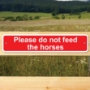 Picture of Please do not feed the horses sign